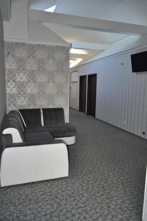 Dwor Olimp Otel Stalowa Wola Dış mekan fotoğraf
