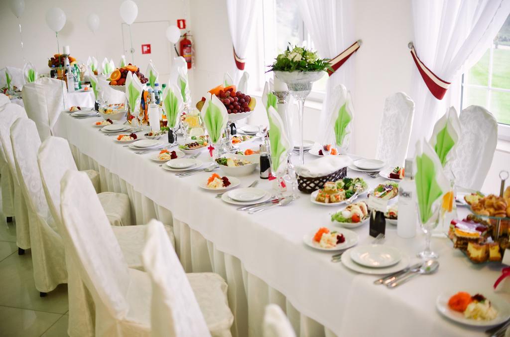Dwor Olimp Otel Stalowa Wola Dış mekan fotoğraf